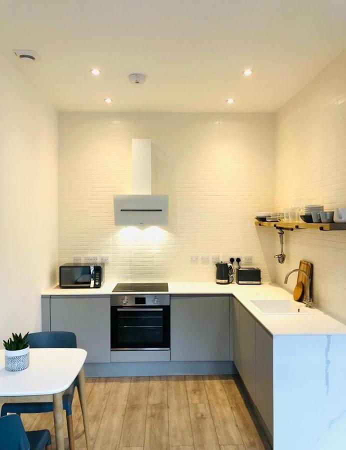 See Our Amazing Score At The Kepties - 5 X Luxurious Serviced Apartments - With Gardens - Fully Equipped - Free Parking - By Orion Short Stays - See Our Other Individual Listings --- This Is For Brand Awareness Only --- Арброт Екстер'єр фото